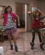 Shake_It_Up_S01E03_1080p_BTD_000471.jpg