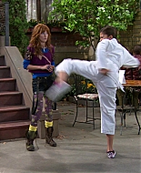 Shake_It_Up_S01E05_1080p_BTD_002106.jpg