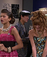 Shake_It_Up_S01E07_1080p_BTD_002213.jpg