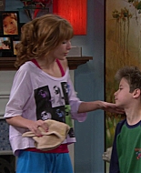 Shake_It_Up_S01E09_1080p_BTD_002080.jpg